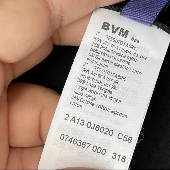 Les Copains Women's 2 Button Plaid Tartan
Wool Blend Blazer XS - Picture 10 of 11